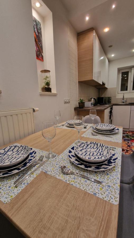 Apartman Roses Zagreb Bagian luar foto